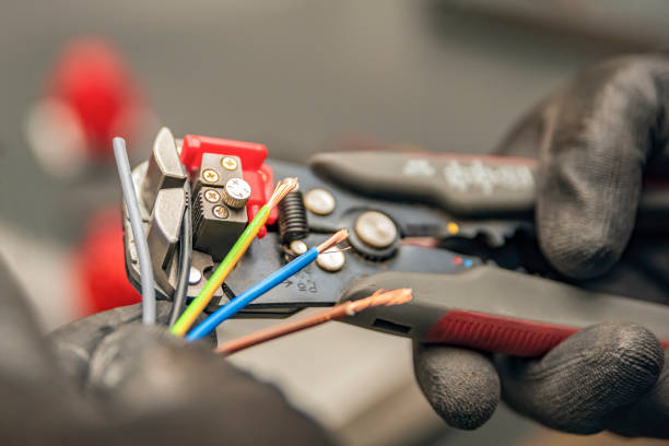 Best Licensed Electrician  in Goleta, CA